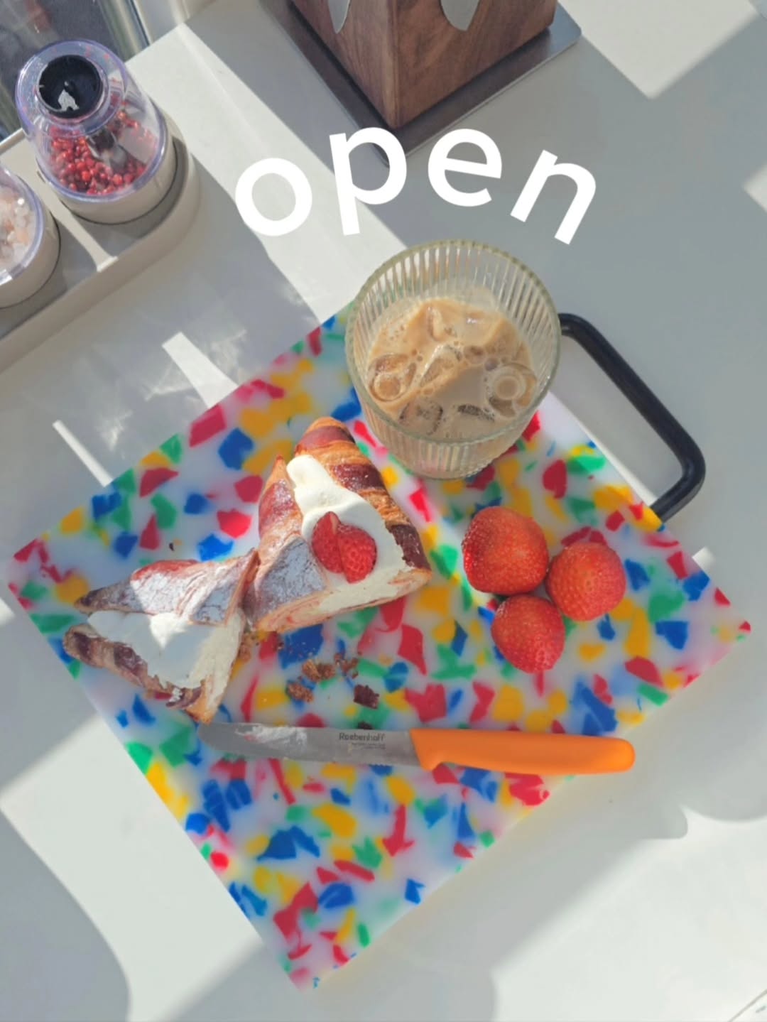 짐샌더슨 테라조 컬러 커팅보드와 멀티 트레이